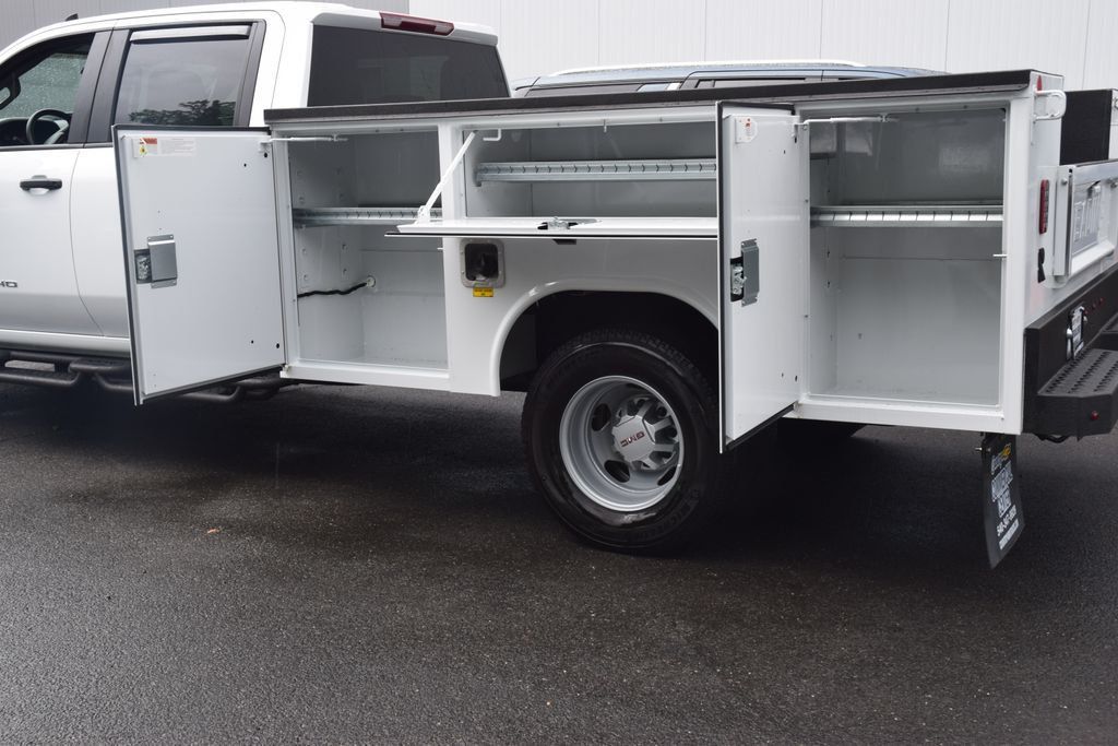 2026 GMC Sierra 3500HD 3500HD CREW 4X4 * 6.6 V8 * 9' READING UTILITY * 6K MILES - 23029383 - 39