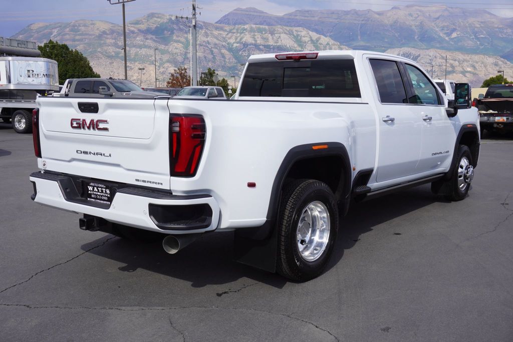 2026 GMC Sierra 3500HD DENALI HD - 23065709 - 13