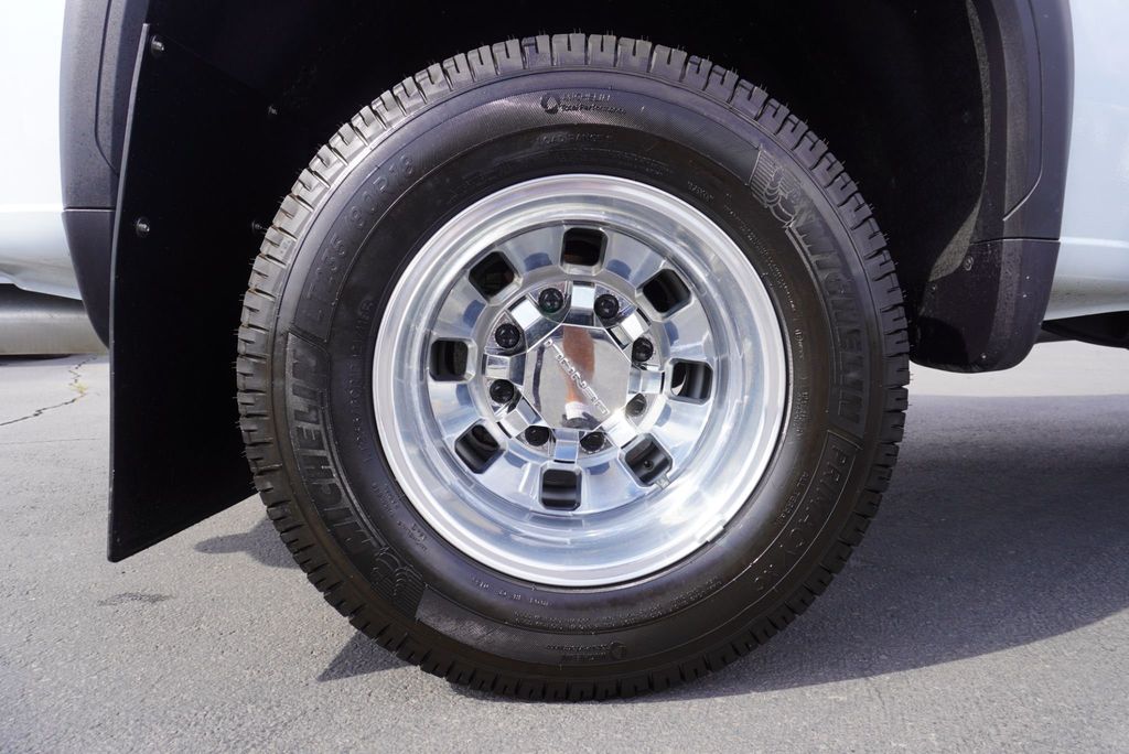 2026 GMC Sierra 3500HD DENALI HD - 23065709 - 17