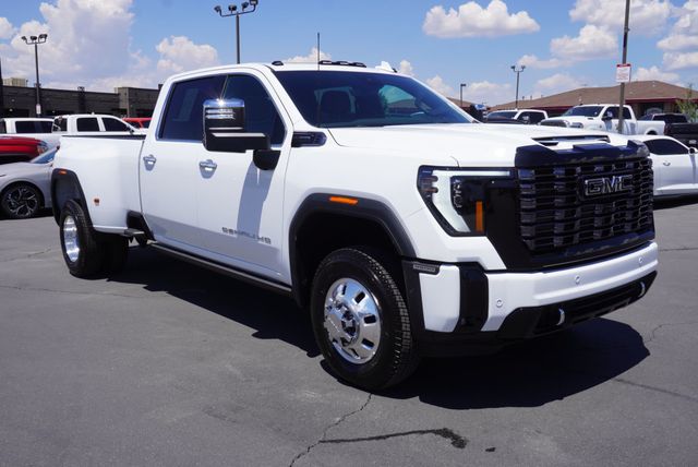 2026 GMC Sierra 3500HD Denali Ultimate - Photo 13