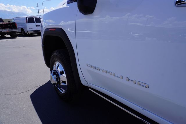 2026 GMC Sierra 3500HD Denali Ultimate - Photo 18