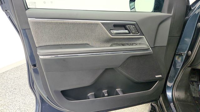 2026 GMC Sierra EV e4WD Crew Cab Extended Range Elevation with Premium Package - 22990107 - 9