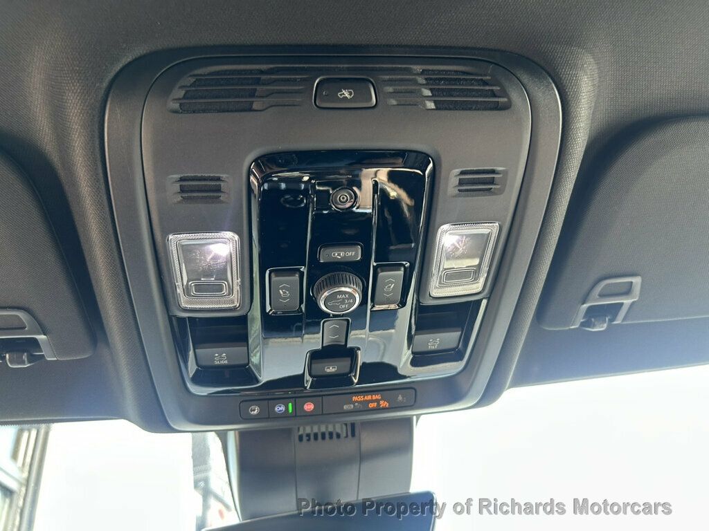 2026 GMC Yukon 4WD 4dr Denali Ultimate - 23075524 - 17