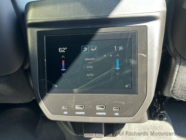 2026 GMC Yukon 4WD 4dr Denali Ultimate - 23075524 - 28