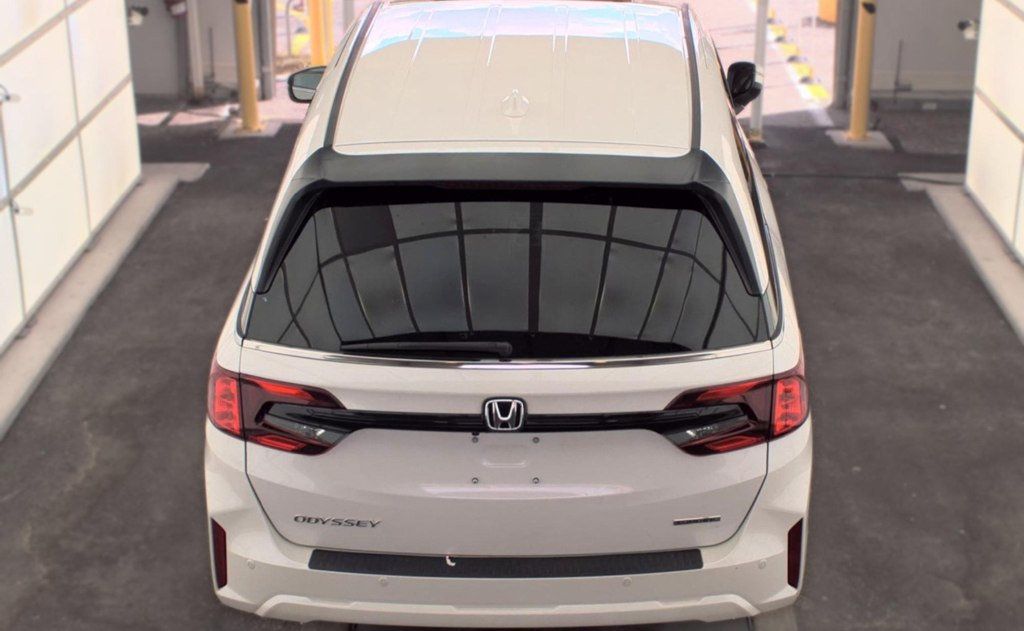 2026 Honda Odyssey Touring Automatic - 23079461 - 4