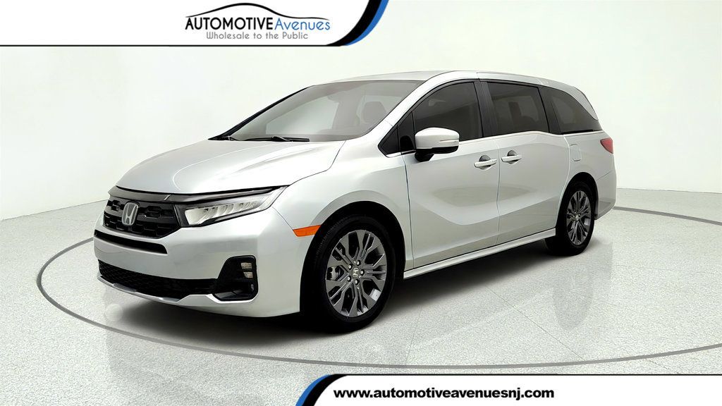 2026 Honda Odyssey Touring Automatic w/ Rear Entertainment - 23063947 | Video 1