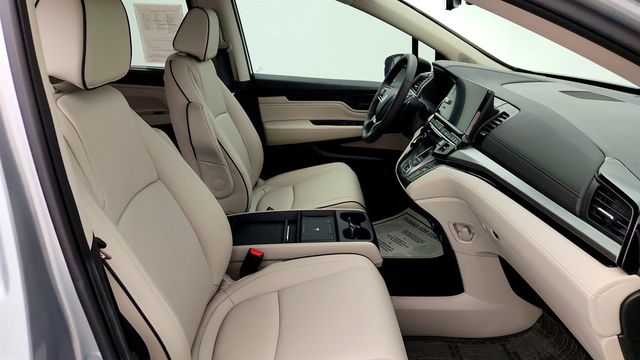 2026 Honda Odyssey Touring Automatic w/ Rear Entertainment - 23063947 - 24