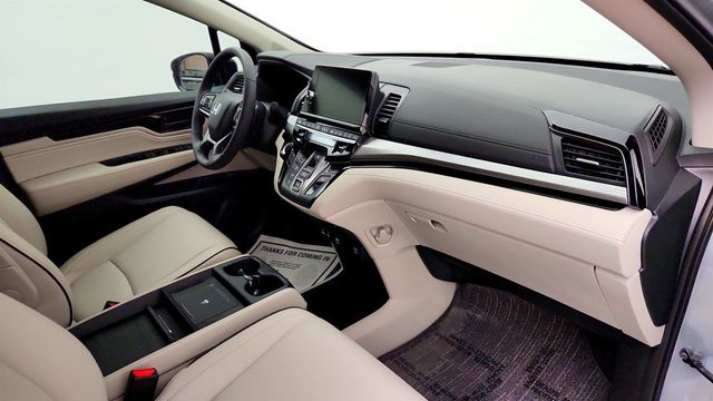 2026 Honda Odyssey Touring Automatic w/ Rear Entertainment - 23063947 - 25