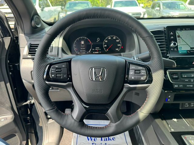2026 Honda Ridgeline Black Edition's photo