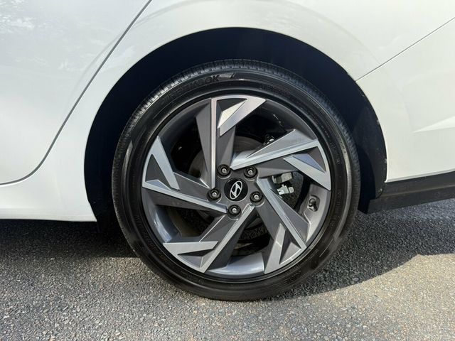 2026 Hyundai Elantra Limited IVT - 23095220 - 9