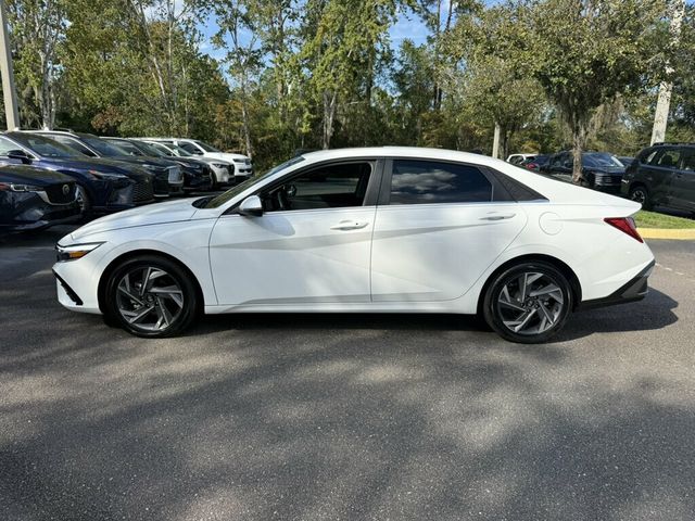 2026 Hyundai Elantra Limited IVT - 23095220 - 1