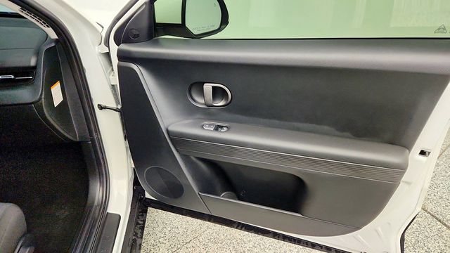 2026 Hyundai IONIQ 5 SE AWD - 23091693 - 21