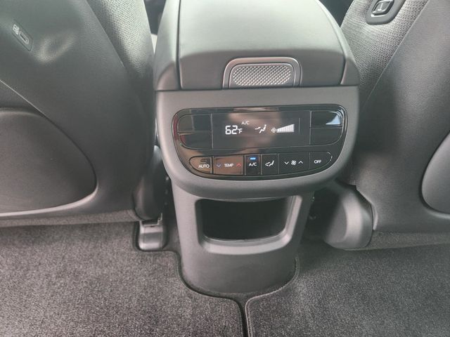 2026 HYUNDAI IONIQ 9 AWD SE ($1,260 IN VALUE!!!) - 23053932 - 10