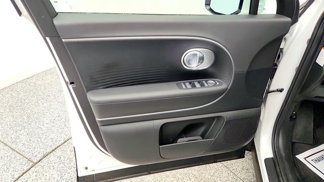 2026 Hyundai IONIQ 9 SE AWD - 23091712 - 9