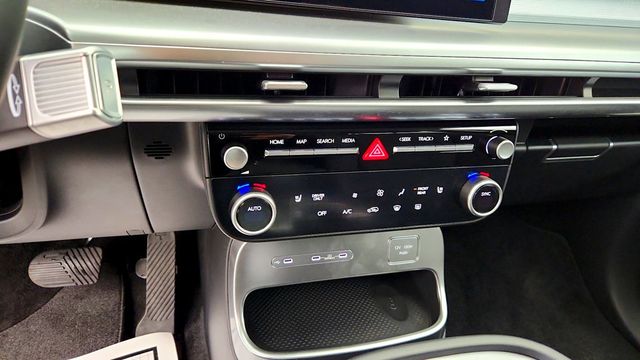 2026 Hyundai IONIQ 9 SE AWD - 23091712 - 17