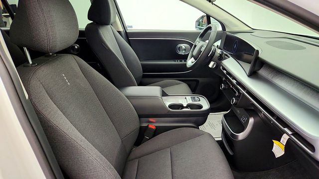 2026 Hyundai IONIQ 9 SE AWD - 23091712 - 24