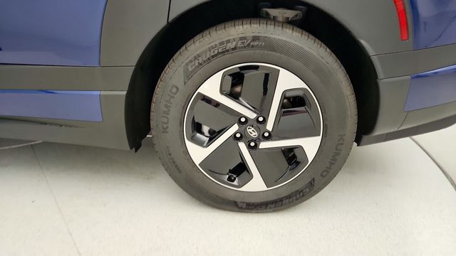 2026 Hyundai IONIQ 9 SE AWD - 22942892 - 8