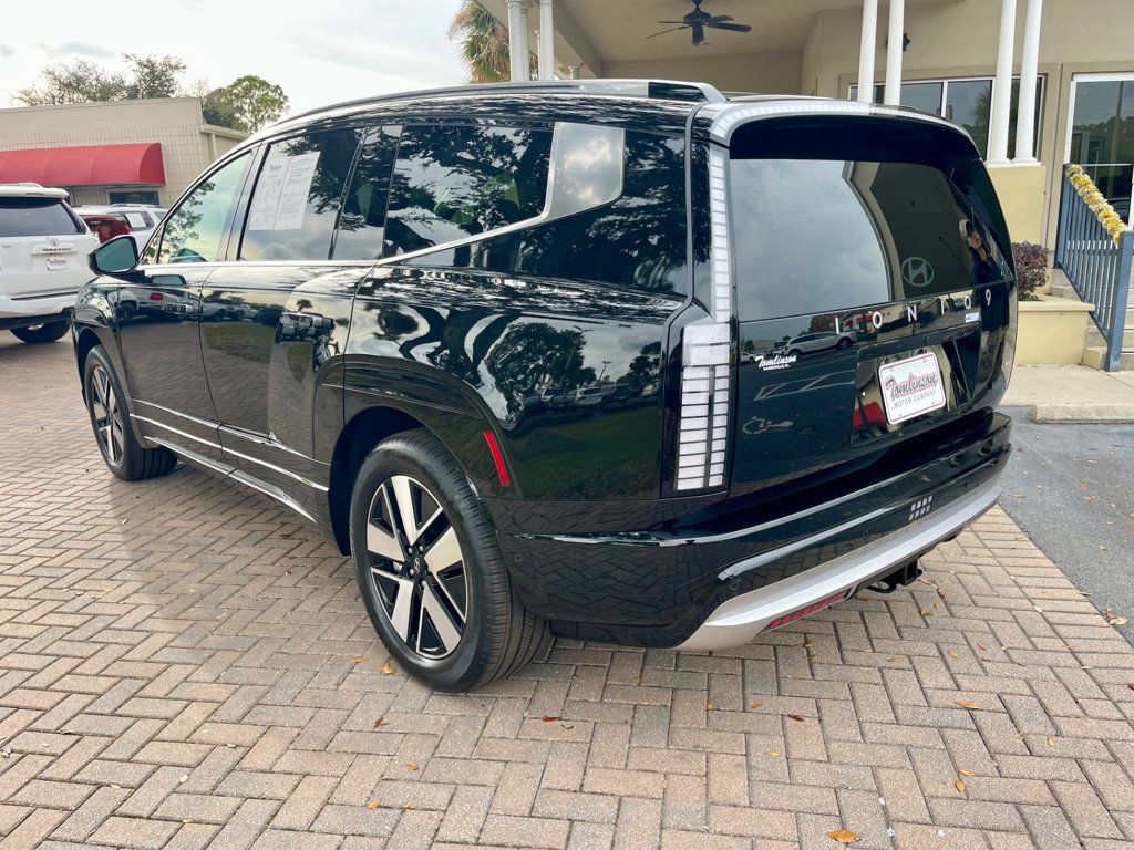 2026 Hyundai Ioniq SEL photo 3