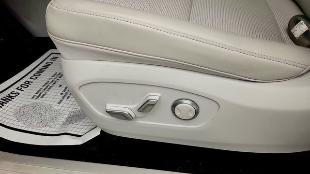 2026 Hyundai IONIQ 9 SEL AWD - 23079666 - 9