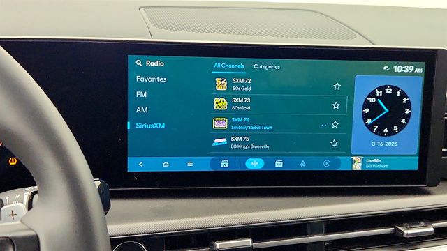 2026 Hyundai Santa Fe Hybrid SEL AWD w/ 12.3' Touchscreen & Wireless CarPlay / Android Auto - 22998967 - 16