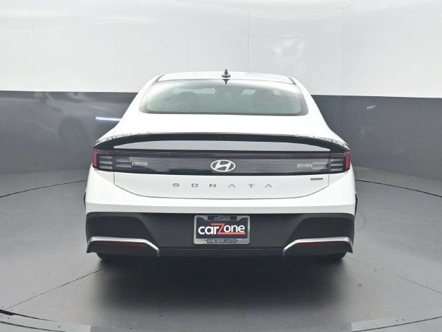 2026 Hyundai Sonata Hybrid Blue FWD - 23065603 - 26