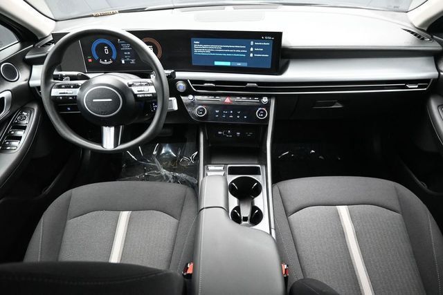 2026 Hyundai Sonata Hybrid Blue FWD - 23062531 - 13