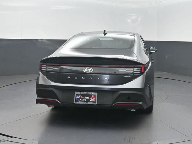 2026 Hyundai Sonata Hybrid Blue FWD - 23062531 - 30