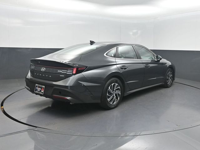 2026 Hyundai Sonata Hybrid Blue FWD - 23062531 - 31