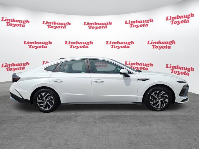 2026 Hyundai Sonata Hybrid Blue FWD - 23000889 - 20
