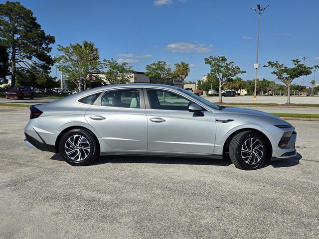 2026 Hyundai Sonata Hybrid Blue HYB - 23027893 - 36