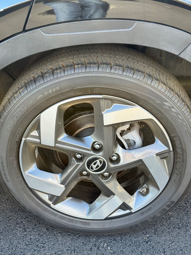 2026 Hyundai Venue SEL - 23036025 - 16