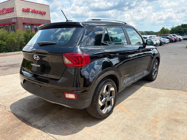 2026 Hyundai Venue SEL - 23036025 - 3