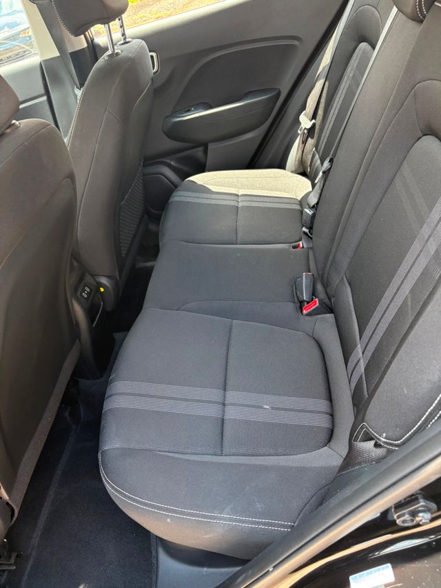 2026 Hyundai Venue SEL - 23036025 - 7