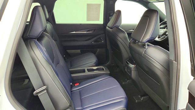 2026 INFINITI QX60 LUXE AWD w/ Dusk Blue, Tailorfit Appointed Seating - 23007474 - 25