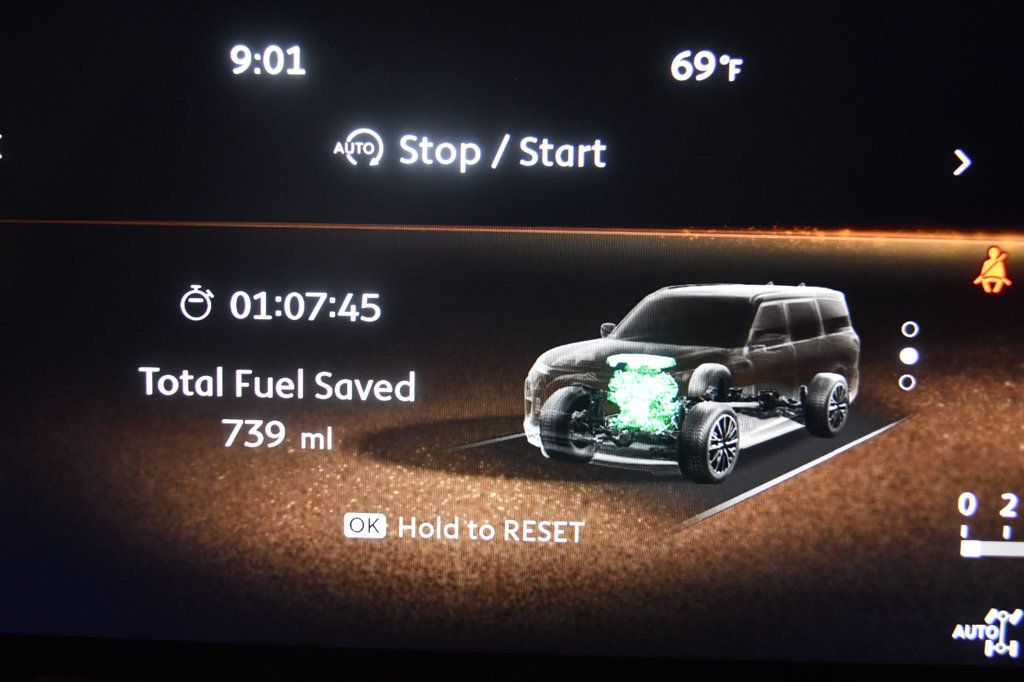 Infiniti QX80 photo 54