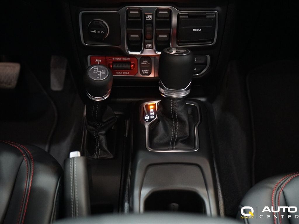 2026 Jeep Wrangler  - 23068759 - 21