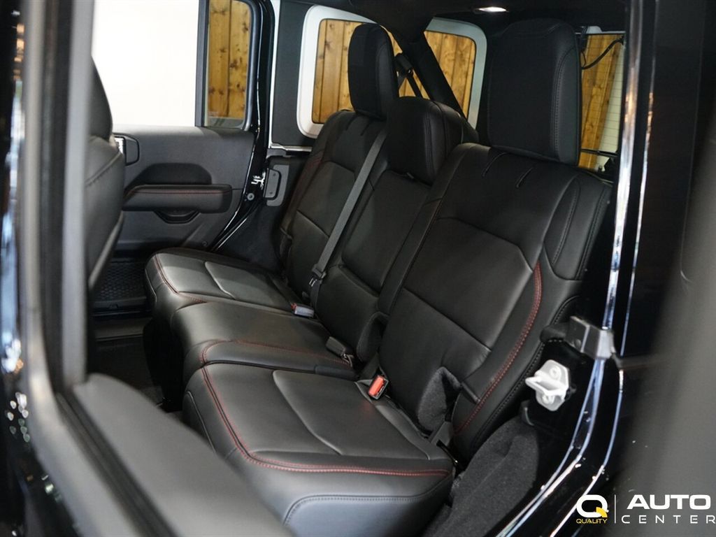 2026 Jeep Wrangler  - 23068759 - 32