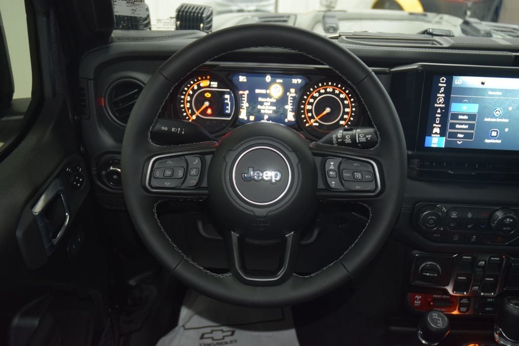 2026 Jeep Wrangler Rubicon - 23030604 - 38
