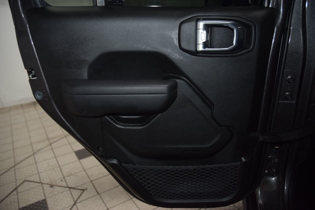 2026 Jeep Wrangler Rubicon - 23030604 - 44