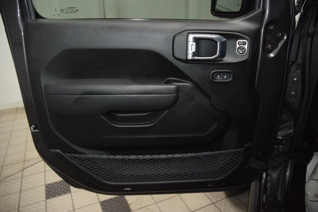 2026 Jeep Wrangler Rubicon - 23030604 - 45