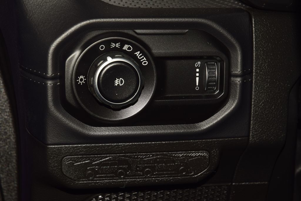 2026 Jeep Wrangler Rubicon X - 23027236 - 38