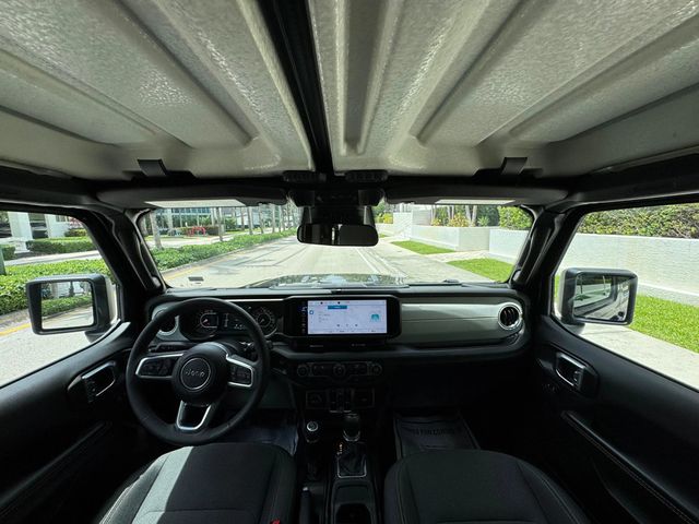 2026 Jeep Wrangler Sahara 4 Door 4x4 - 23013372 - 21