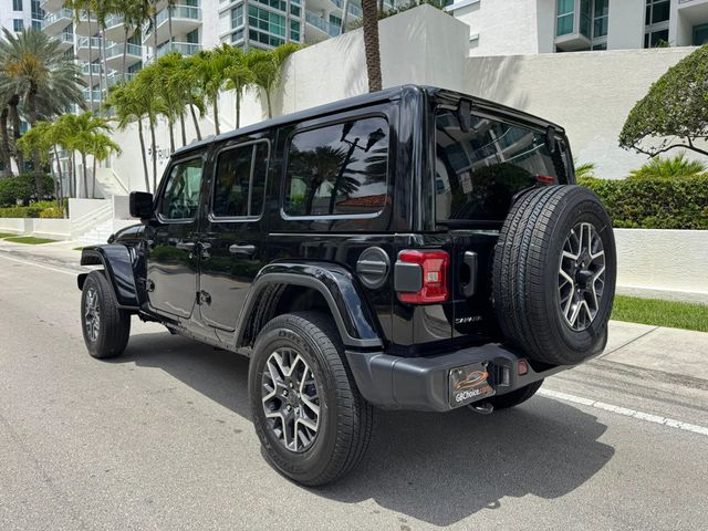 2026 Jeep Wrangler Sahara 4 Door 4x4 - 23013372 - 4