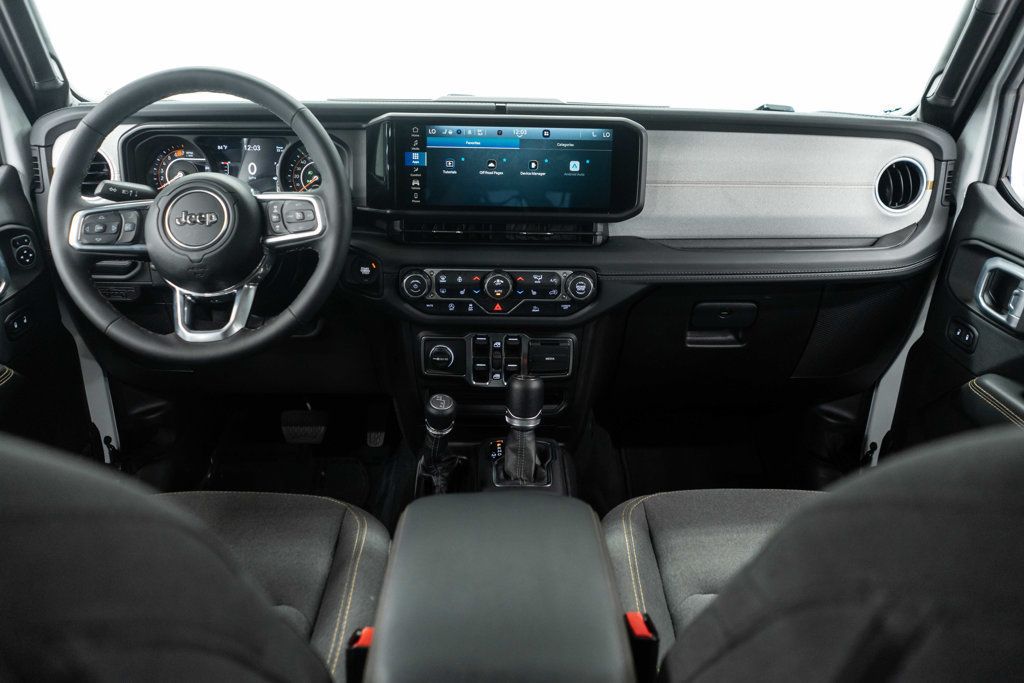 Jeep Wrangler photo 10