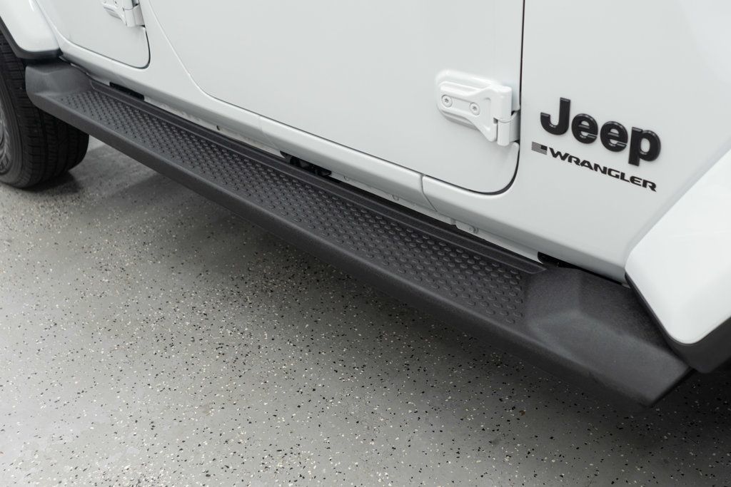 Jeep Wrangler photo 6