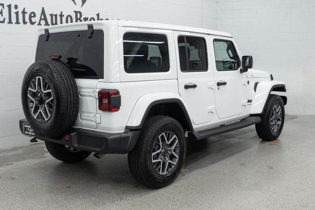 2026 Jeep Wrangler Sahara 4 Door 4x4 - 23081708 - 7