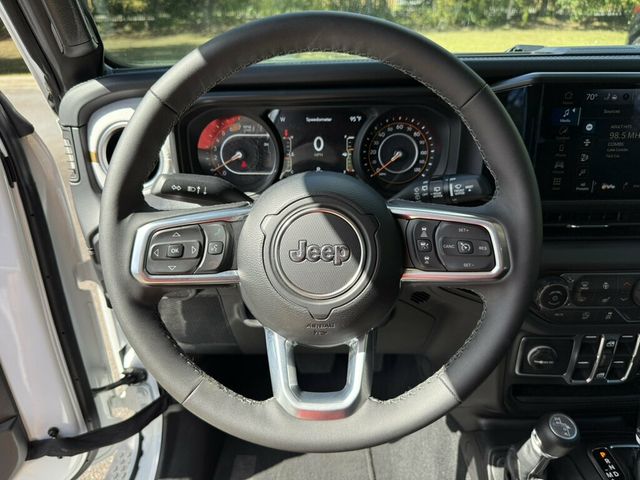 2026 Jeep Wrangler Sahara 4 Door 4x4 - 23094773 - 4