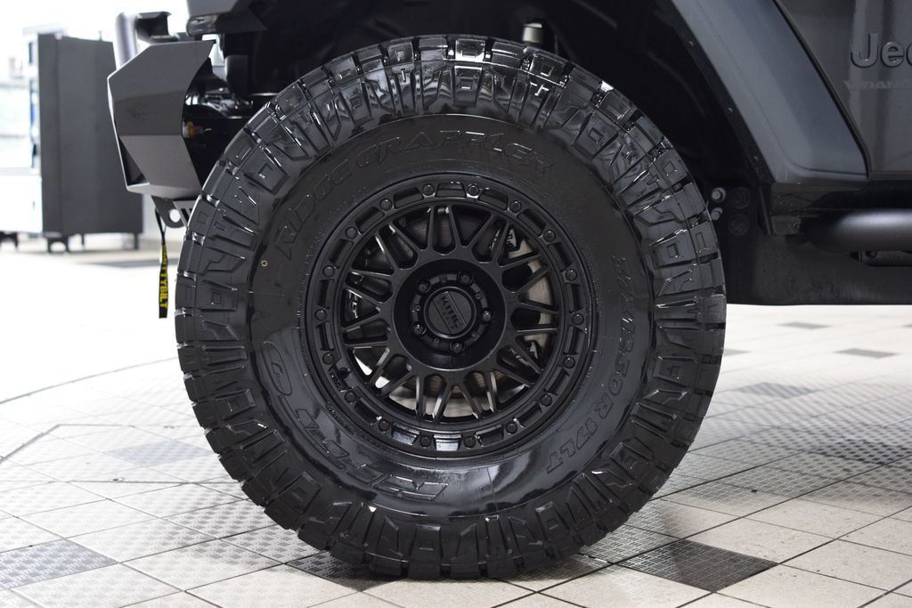 2026 Jeep Wrangler Sport - 23022253 - 24