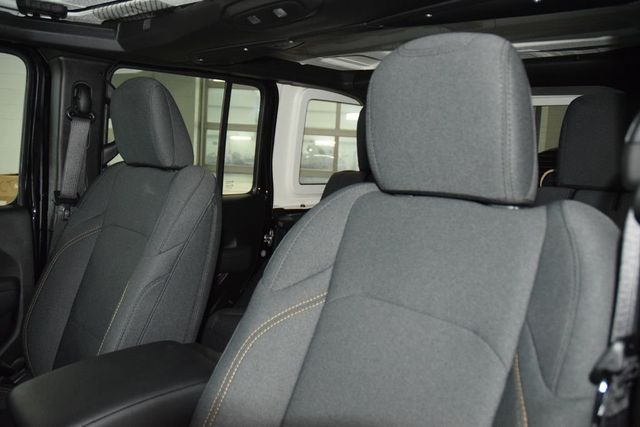 2026 Jeep Wrangler Sport - 23022253 - 38