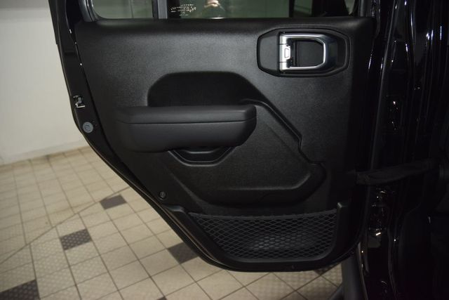 2026 Jeep Wrangler Sport - 23022253 - 40
